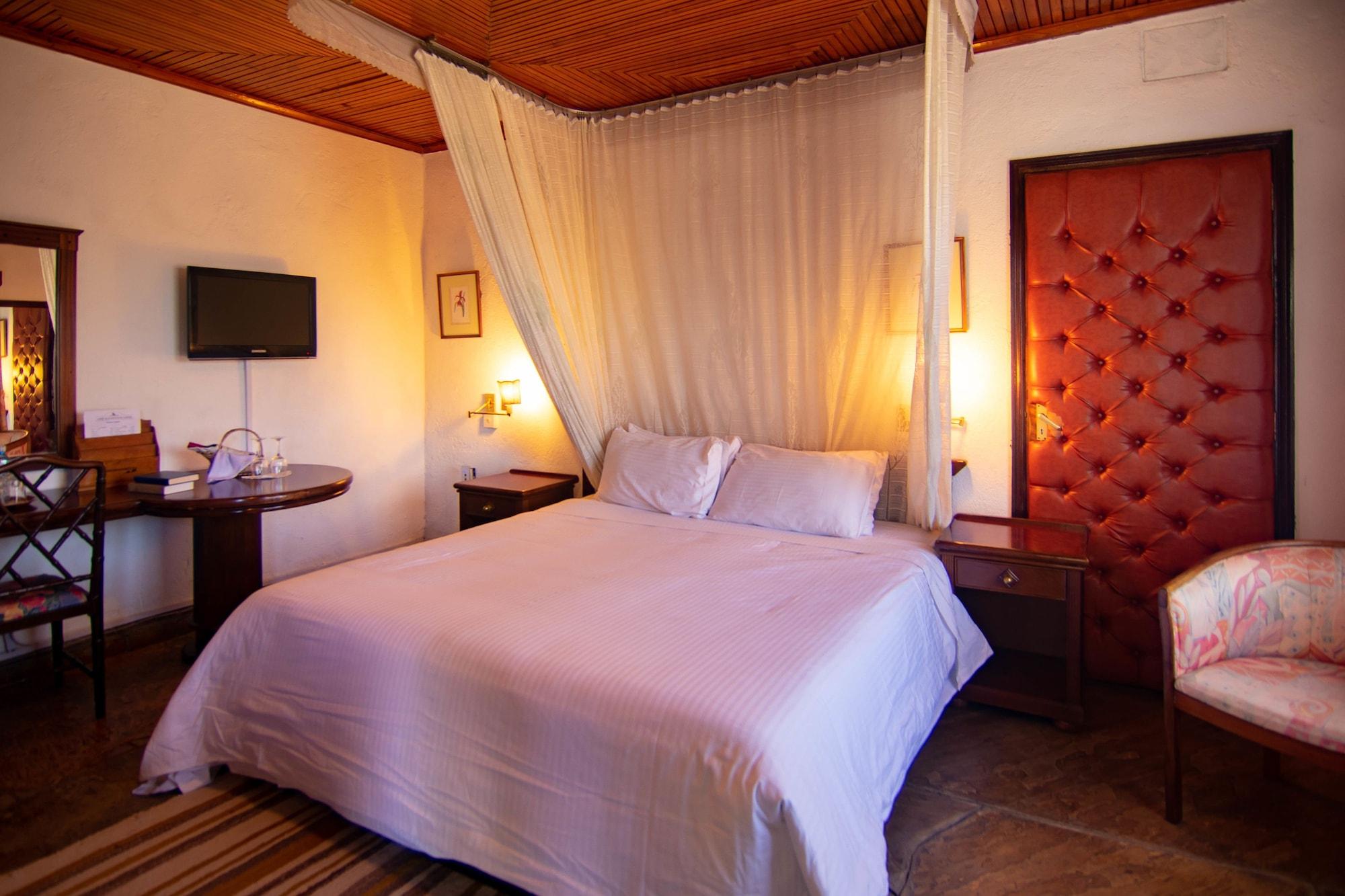 Jacaranda Lake Elementaita Lodge Gilgil Bagian luar foto