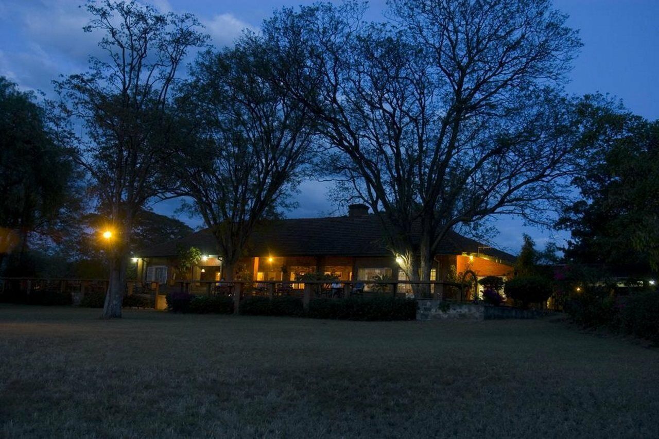 Jacaranda Lake Elementaita Lodge Gilgil Bagian luar foto